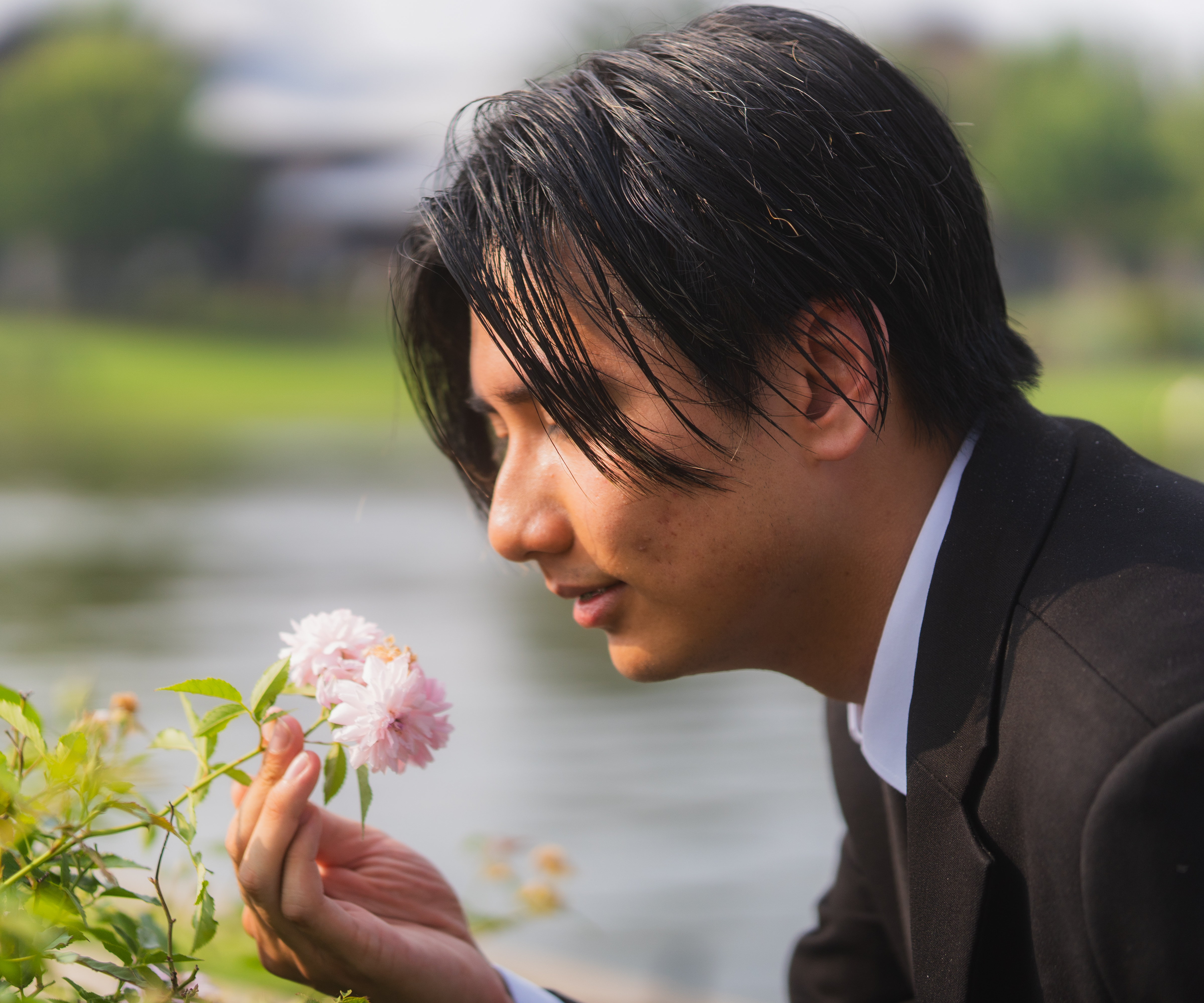 Navigation bar avatar